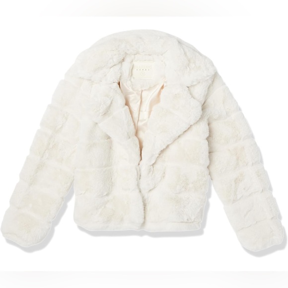 💖 Blank NYC KIDS Faux Fur Jacket | Trendy White Winter Coat - Picture 12 of 12